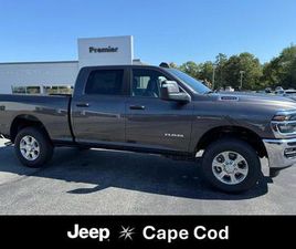 RAM TRUCKS RAM 3500 CREW CAB 2026 RAM 3500 BIG HORN 4X4 CREW CAB 64 BOX
