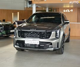 KIA SORENTO 2,2 CRDI A8 DCT AWD PLATINUM 5P 142KW193K ZA 61 330 €