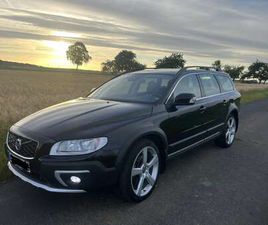 VOLVO XC70 D4 XC70 D4 AWD GEARTRONIC SUMMUM