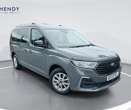 FORD TOURNEO CONNECT 1.5 ECOBOOST TITANIUM 5DR