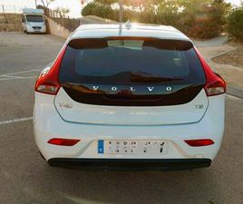 VOLVO V40 T2 VOLVO V40 T2 MOMENTUM