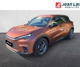 LEXUS LBX LBX 2WD BUSINESS PLUS