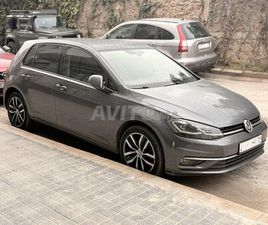 VOLKSWAGEN GOLF 7.5 BOITE AUTO AVEC TOIT
