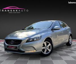 VOLVO V40 120CH - FINITION MOMENTUM
