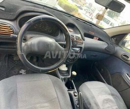 PEUGEOT 206 PEUGEOT 206 ESSENCE MANUELLE 2001 À SALÉ