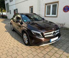MERCEDES-BENZ CDI 4MATIC 59.000KM PARKASSIST SHZ TEMPOMT LEDER