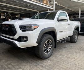 TOYOTA TACOMA
