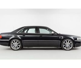 2002 AUDI S8 NOIR AUTOMATIQUE, 5 VITESSES CONDUITE À DROI...