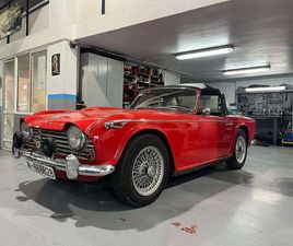TRIUMPH TR4