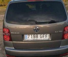 VOLKSWAGEN - TOURAN