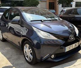TOYOTA AYGO 1.0 VVT-I X-PLAY BUSINESS X-SHIFT