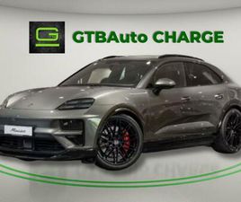 PORSCHE MACAN TURBO BOSE SPORT I.V.A DEDUTIVEL
