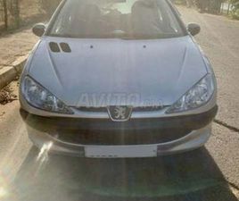 PEUGEOT 206 PEUGEOT 206 ESSENCE MANUELLE 2005 À SALÉ