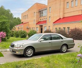 TOYOTA CROWN MAJESTA