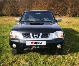 NISSAN NP300