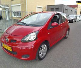 TOYOTA AYGO - 1.0-12V ASPIRATION RED