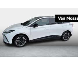 MG 360 MG MG4 LUXURY 64 KWH | WLTP 435 KM | NAVIGATIE | STOEL + STUUR VERWARMING | ACC | ECC | 360° CAM | DAB | LMV | 1E EIGENAAR |