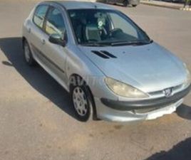 PEUGEOT 206 PEUGEOT 206 ESSENCE MANUELLE 2010 À SALÉ