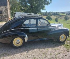 VOITURE DE COLLECTION PEUGEOT