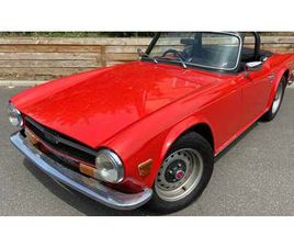 1972 TRIUMPH TR6 ROUGE MANUEL, 4 VITESSES CONDUITE À DROI...