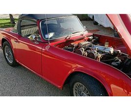TRIUMPH TR4 1965 TRIUMPH TR4 ROUGE MANUEL, 4 VITESSES CONDUITE À GAUC...
