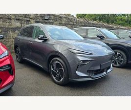 64KWH TROPHY LONG RANGE AUTO 5DR