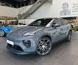 PORSCHE MACAN 4