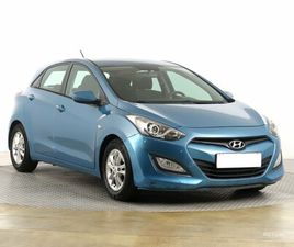 1.4 CVVT,2013,PARK. SENZORY,VYHŘÍVÁNÍ SEDAČEK