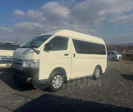 TOYOTA HIACE
