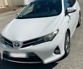 TOYOTA AURIS TOURING SPORTS AURIS HYBRIDE 2014 – BOÎTE AUTO – TOIT PANORAMIQUE – 195800KM
