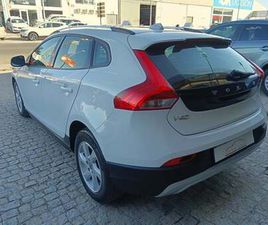 VOLVO V40 CROSS COUNTRY D2 VOLVO V40 CROSS COUNTRY D2 KINETIC