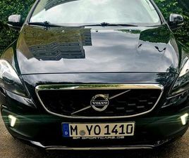 VOLVO V40 CROSS COUNTRY D3 VOLVO V40 CROSS COUNTRY D3