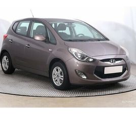 1.4 CVVT,2011,ČR,2.MAJ,SERV.KNIHA,PARK. SENZORY