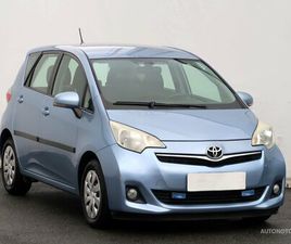 1.33 VVT-I,2011,SERV.KNIHA,PARK. SENZORY