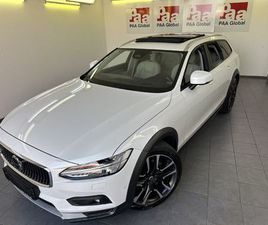 VOLVO V90 CROSS COUNTRY VOLVO V90 CROSS COUNTRY FAMILIAR 2.0 B4 D ULTIMATE AWD.KAMERA.LED.PANO, 2023 GOD.