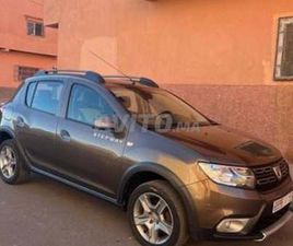 DACIA SANDERO STEPWAY 2021 PREMIÈRE MAIN