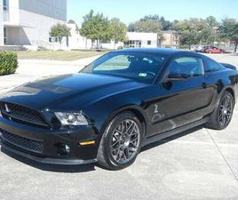 FORD MUSTANG SHELBY GT500