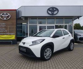 TOYOTA AYGO X AUF GANZJAHRESREIFEN, MIT EINPARKSENSOREN HI