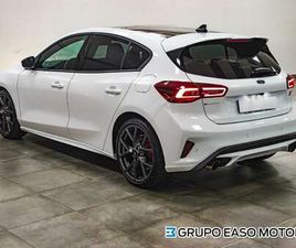 FORD FOCUS ST 2.3 ECOBOOST ST