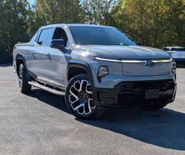 NEW 2025 CHEVROLET SILVERADO EV RST