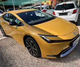 TOYOTA PRIUS 2.0 PHEV PRESTIGE E-CVT 2 KULCS. 17 EZER KM. GYÁRI FÉNY. SZERVIZKÖNYV