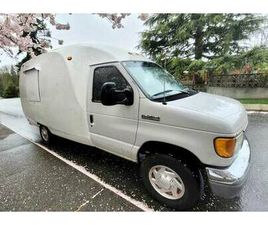 COMPACT FOOD TRUCK VAN