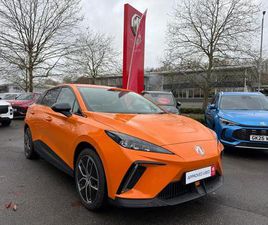 MG MG4 64KWH TROPHY LONG RANGE AUTO 5DR