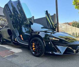 MC LAREN ARTURA PERFORMANCE