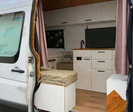 CAMPERVAN