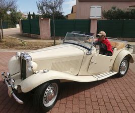 VOITURE DE COLLECTION MG