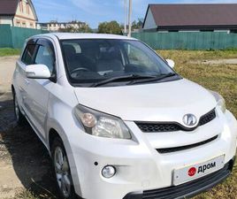 TOYOTA IST