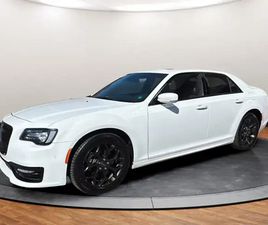 CHRYSLER 300 SERIES 2023 CHRYSLER 300 S AWD! PANO SUNROOF! FINANCE NOW!