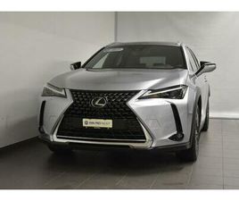 LEXUS UX 250H COMFORT: RÉSERVER UN ESSAI SUR ROUTE !