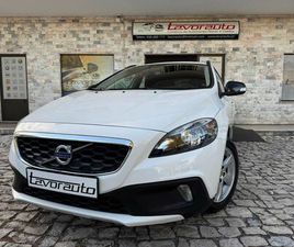 VOLVO V40 CROSS COUNTRY D2